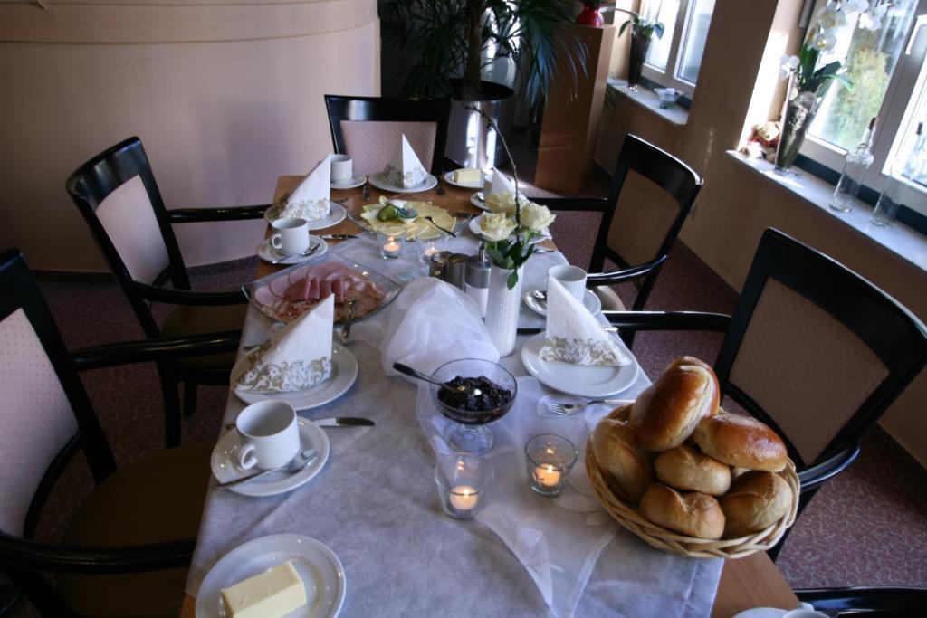 Hotel Am Kastell Ґох Екстер'єр фото